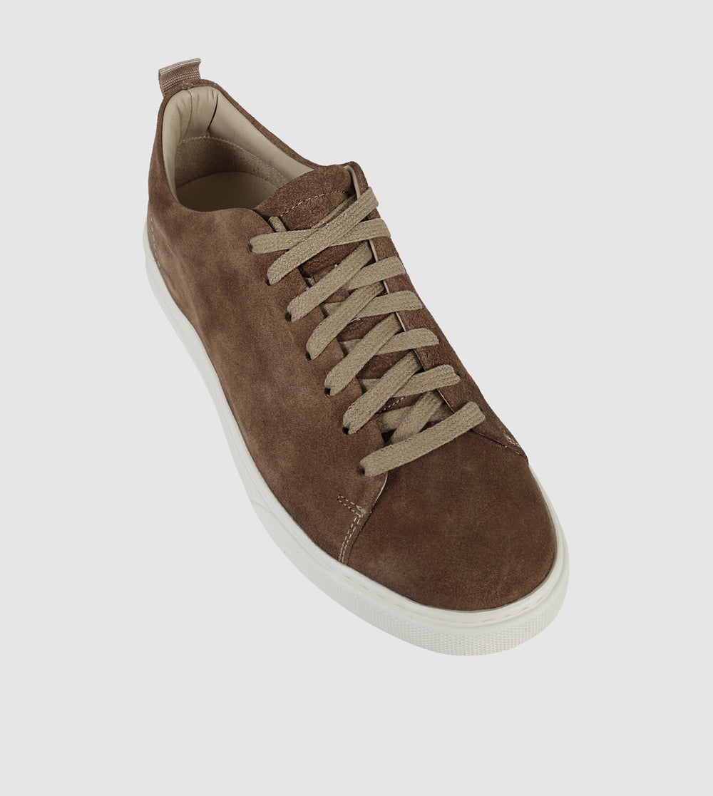 Aven Low Top Sneakers by Brando