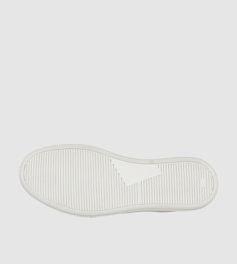 Clifford Low Top Sneakers by Brando