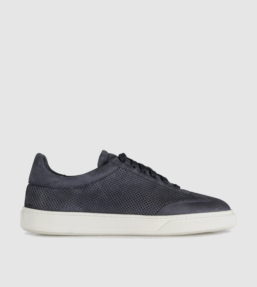 Djimon Low Top Sneakers by Brando