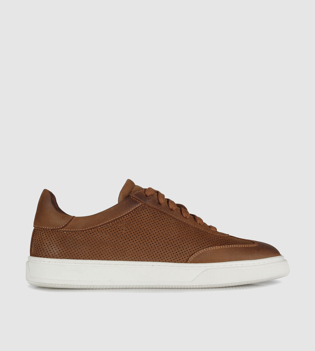 Djimon Low Top Sneakers by Brando