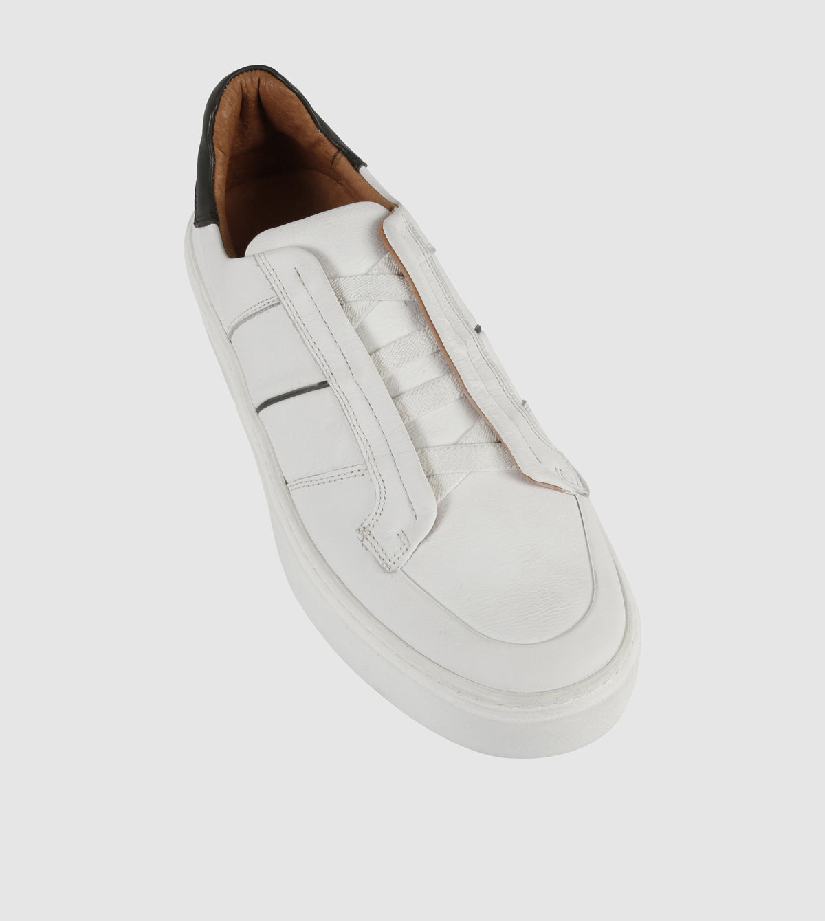 Vico Low Top Sneakers by Brando
