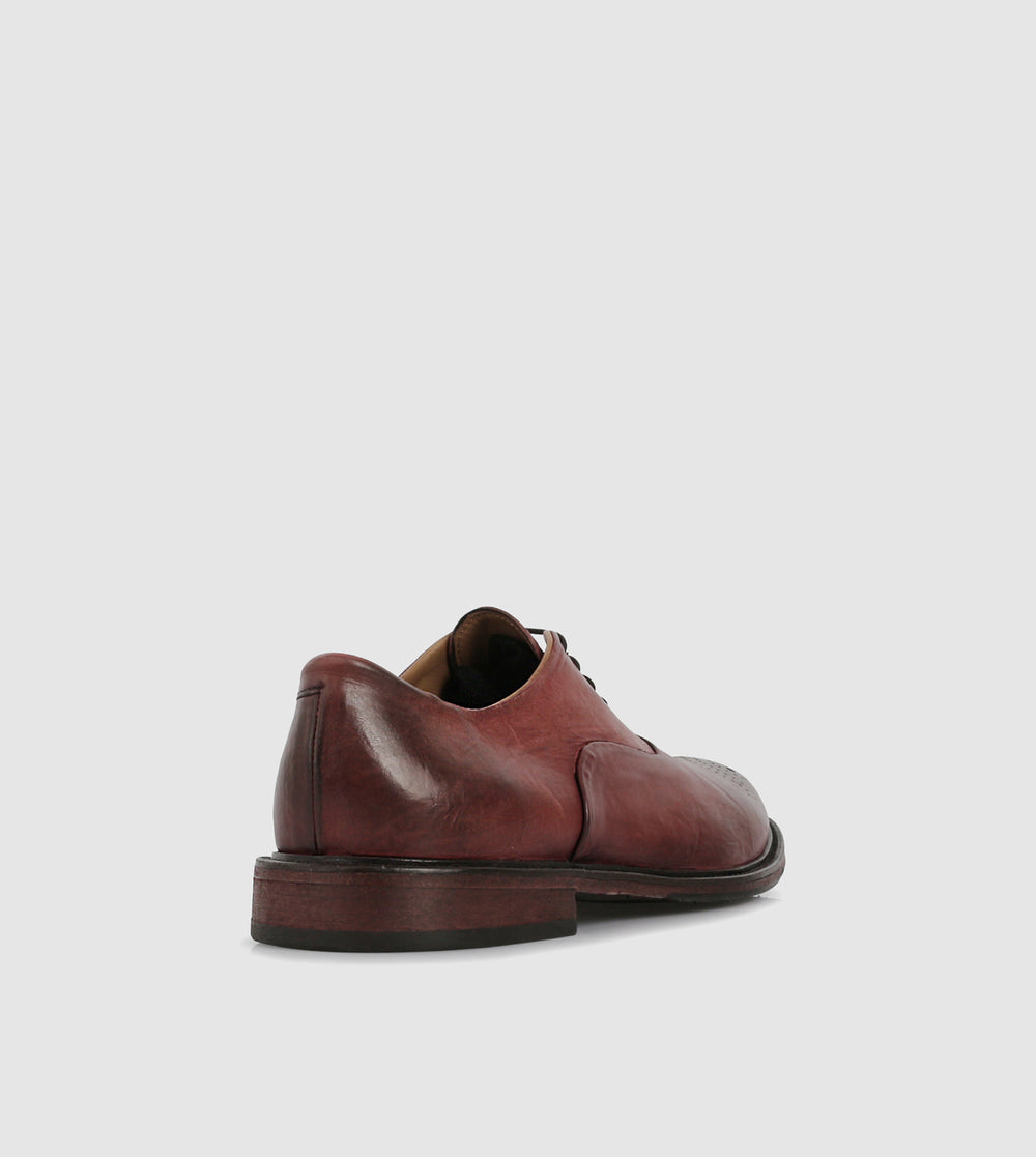 Cash Casual Lace Ups by Brando