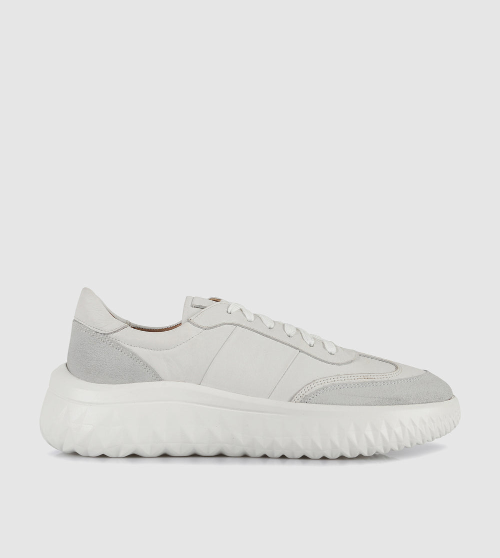 Kyro Low Top Sneakers by Brando
