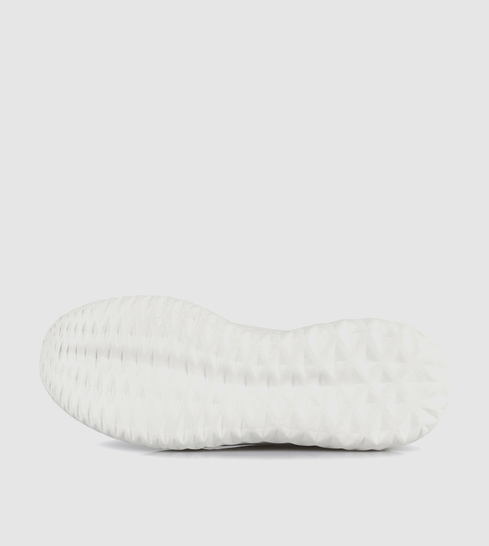 Kyro Low Top Sneakers by Brando