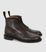Dark Brown (Welt)
