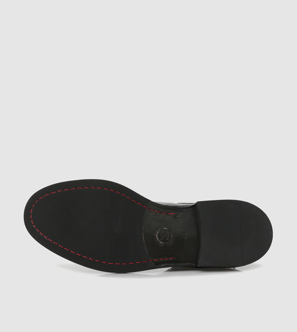 Knoplfer Chelsea Boots by Brando